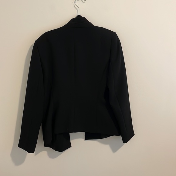 REISS | Black Open Front Blazer - Picture 3 of 4